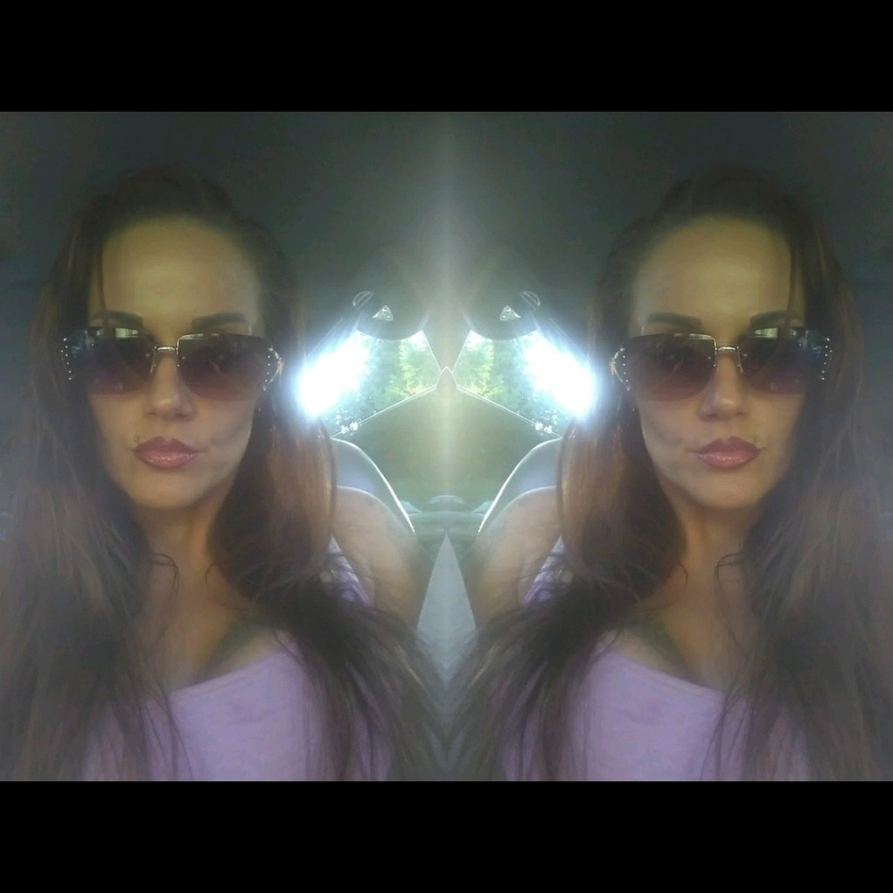 Meet your Posher, Valerie